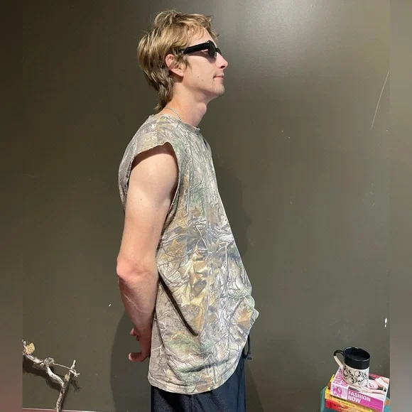 Realtree Camouflage Tanktop - Picture 4 of 4